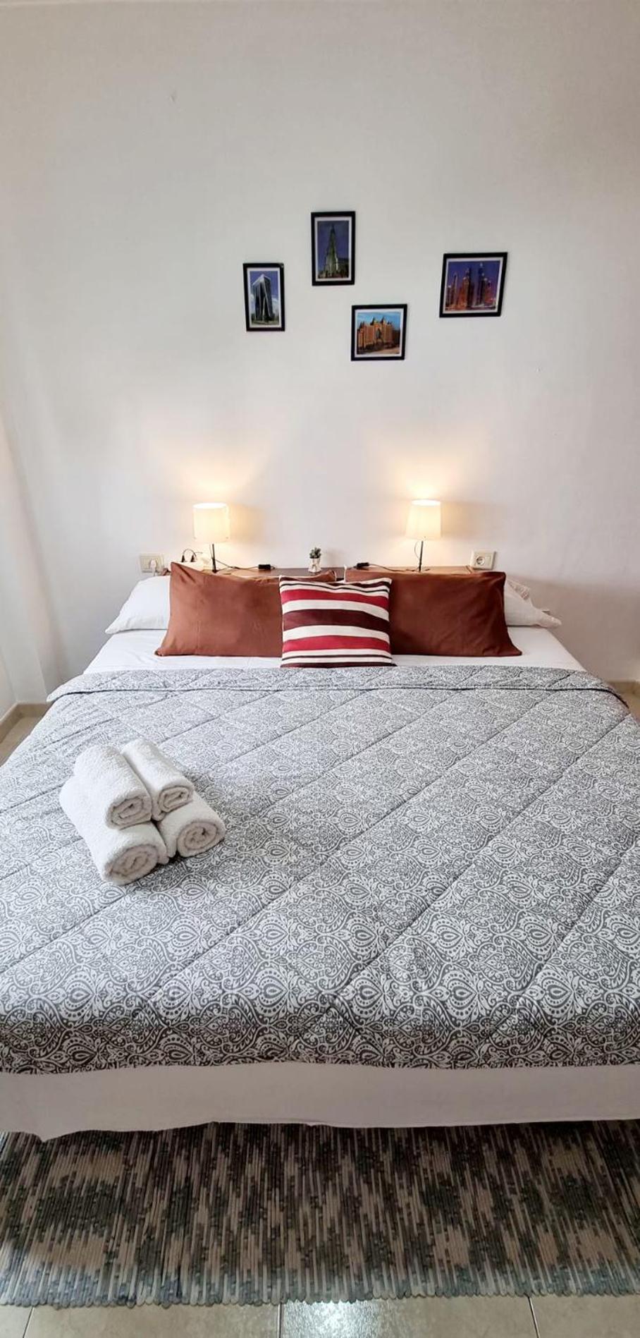 Almar We Go! Habitaciones Privadas En Alcala - Private Rooms - Pieces Privees - In Shared Apartment Екстериор снимка