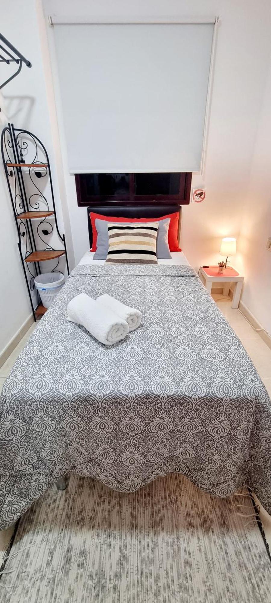Almar We Go! Habitaciones Privadas En Alcala - Private Rooms - Pieces Privees - In Shared Apartment Екстериор снимка