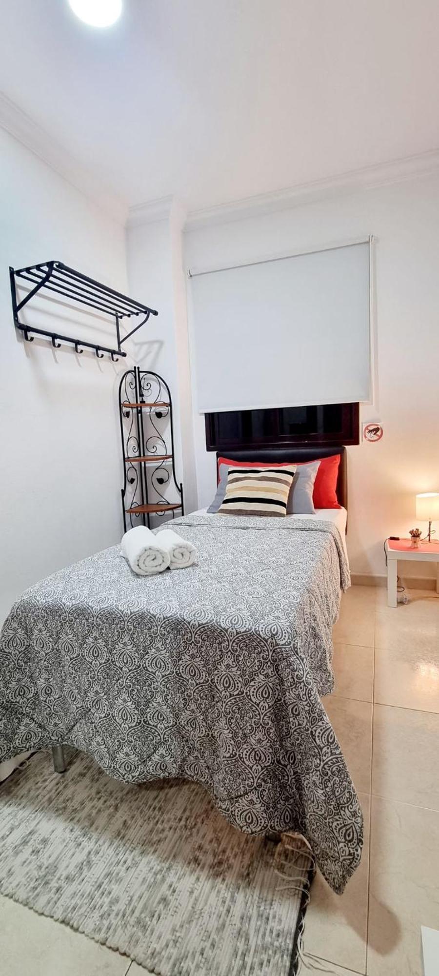 Almar We Go! Habitaciones Privadas En Alcala - Private Rooms - Pieces Privees - In Shared Apartment Екстериор снимка